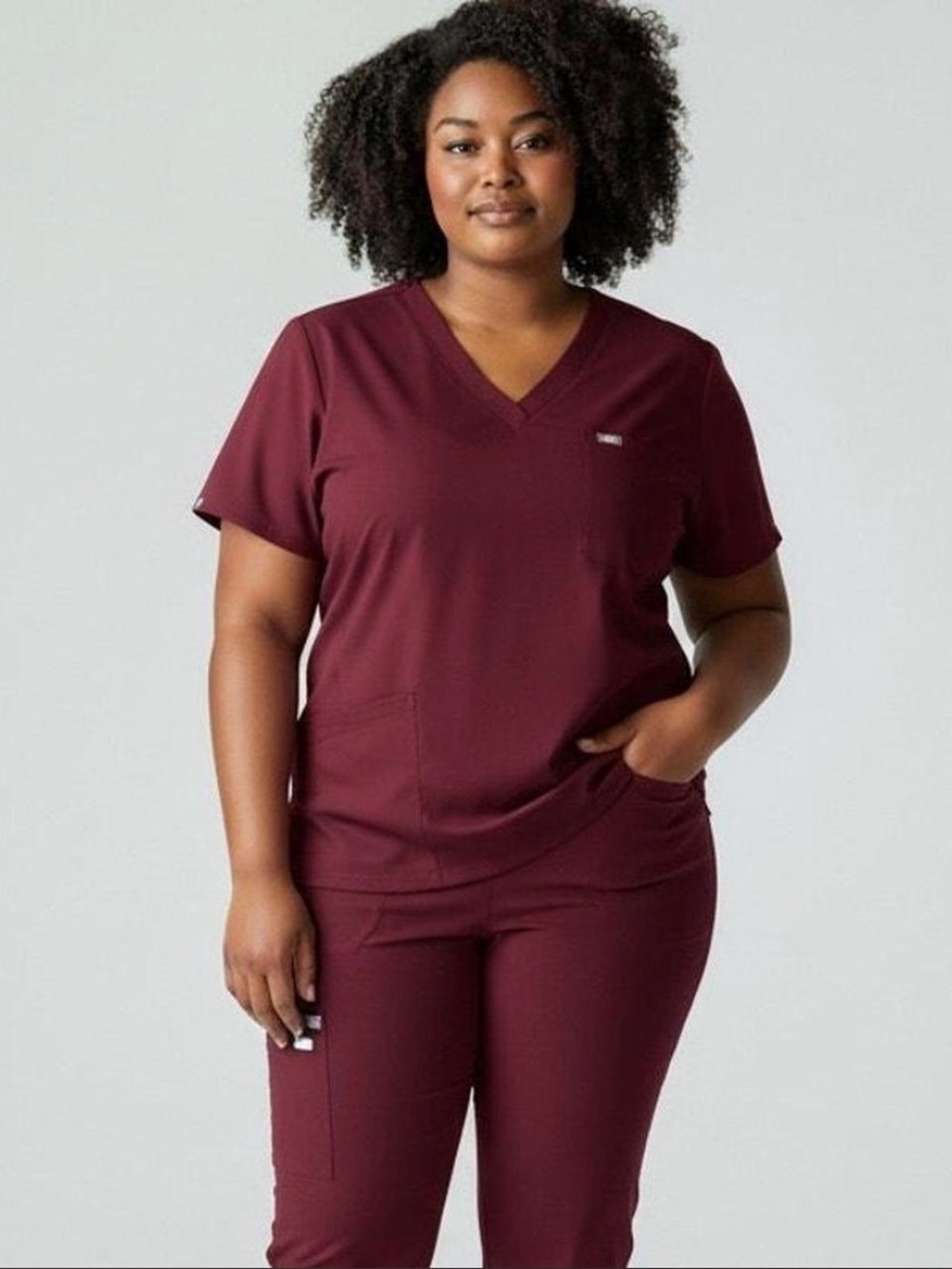 FIGS Technical Collection XXL Burgundy Scrub Set V-Neck Top Cargo Pants